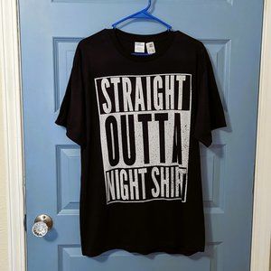 Graphic Tee - Size Large 💙